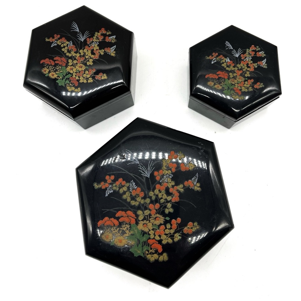 Set of 3 Vintage Nesting Keepsake Boxes Plastic Painted Floral black Hexagon